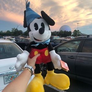 Mickey Let’s Celebrate 90th Anniversary Plush